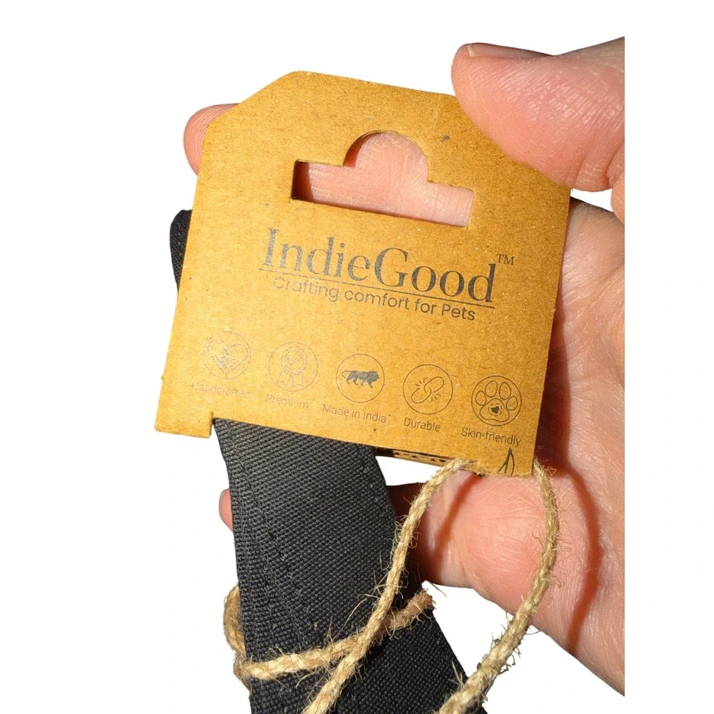 IndieGood Black Adjustable Canvas Web Dog Leash Gold Metal Clasp Large 6ft‎ NWT